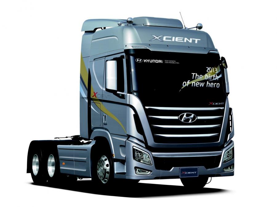  Hyundai Trago Xcient 6x2 Tractor 2013 года  (фото 2 из 2)